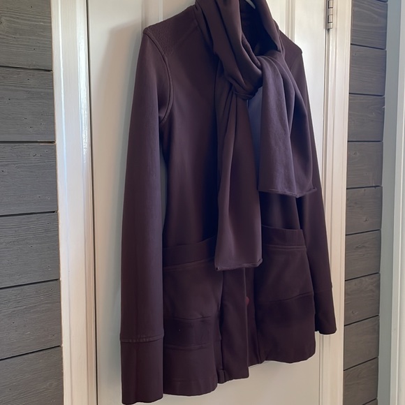 Beyond Yoga Chocolate Brown Swestshirt with Scarf button up jacket XS EUC - Picture 4 of 14